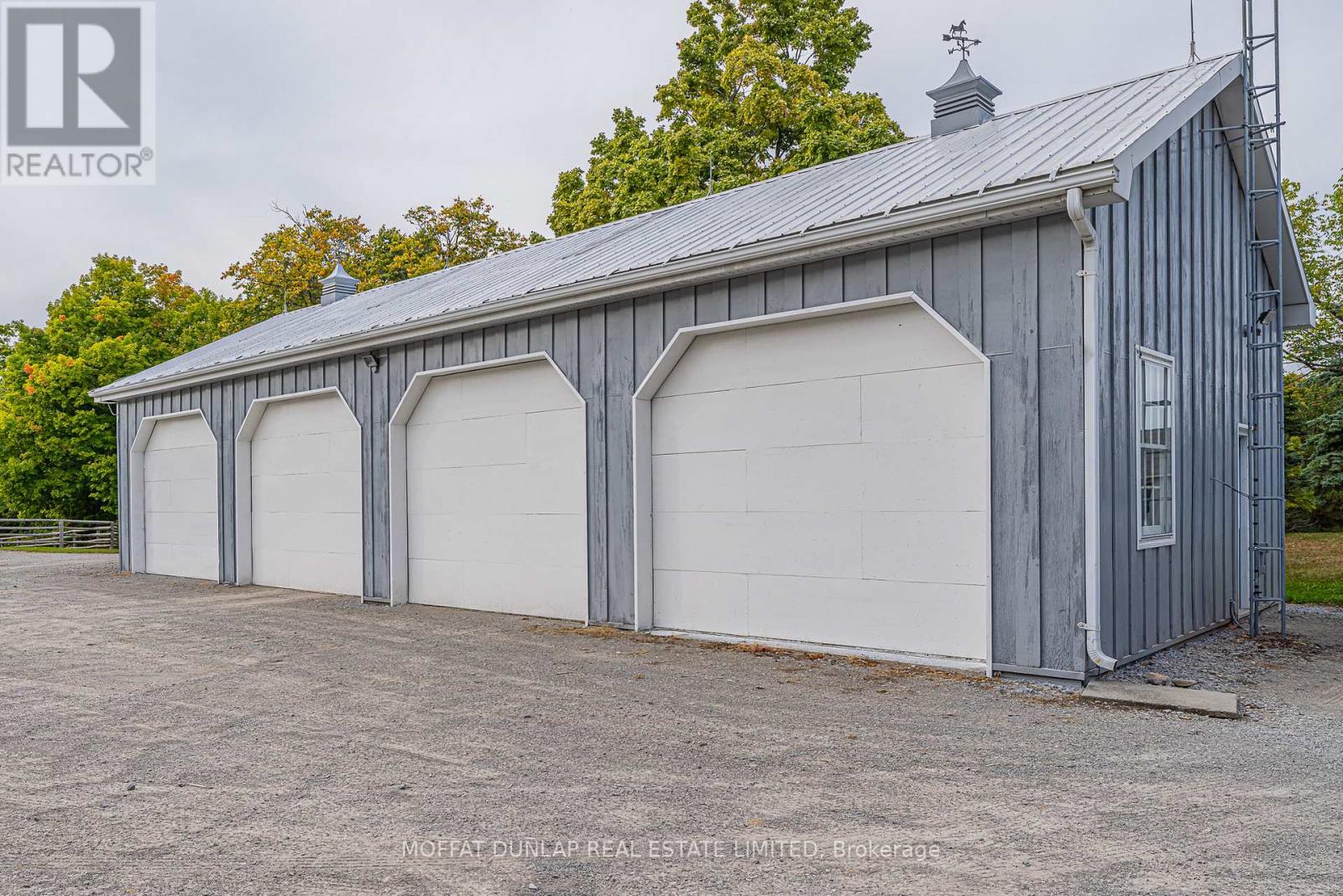 Photo 12 of 16694 Dufferin Street, King ON