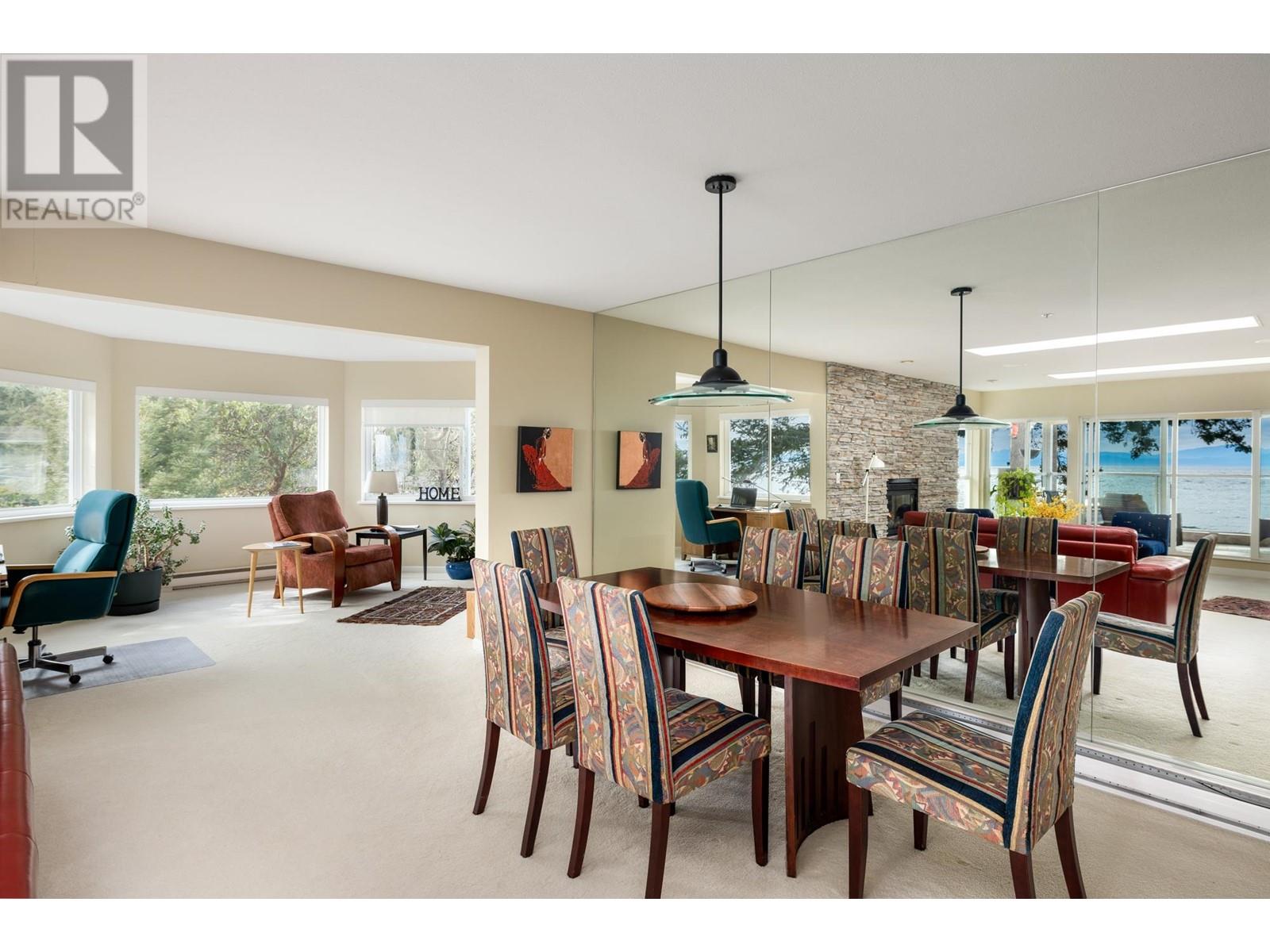 214 1585 FIELD ROAD, Sechelt