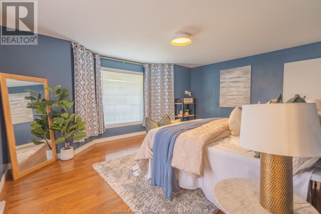 Photo 16 of 591 Old Tecumseh Road, Lakeshore ON