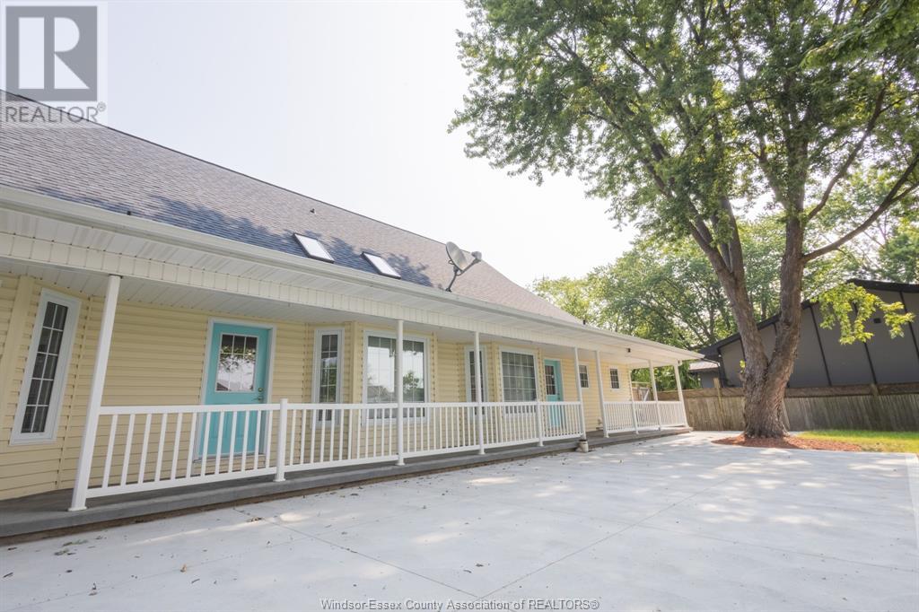 Photo 33 of 591 Old Tecumseh Road, Lakeshore ON
