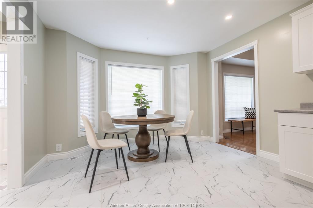 Photo 5 of 591 Old Tecumseh Road, Lakeshore ON