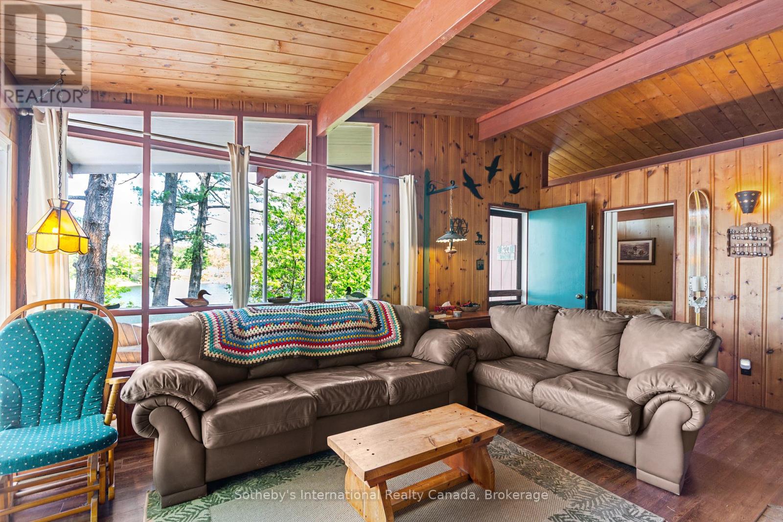 5096 ISLAND 865 - 4