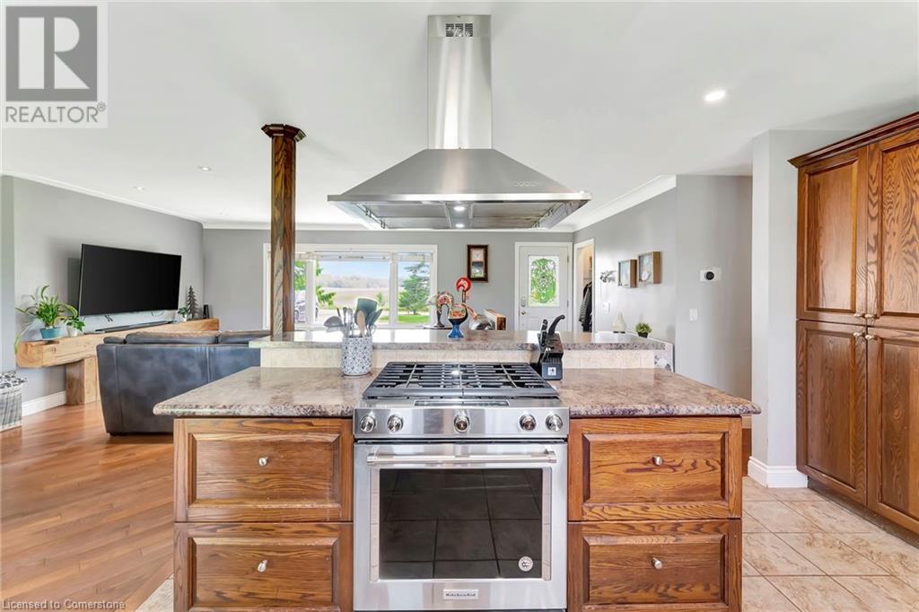 Photo 11 of 1301 Kohler Road, Cayuga ON
