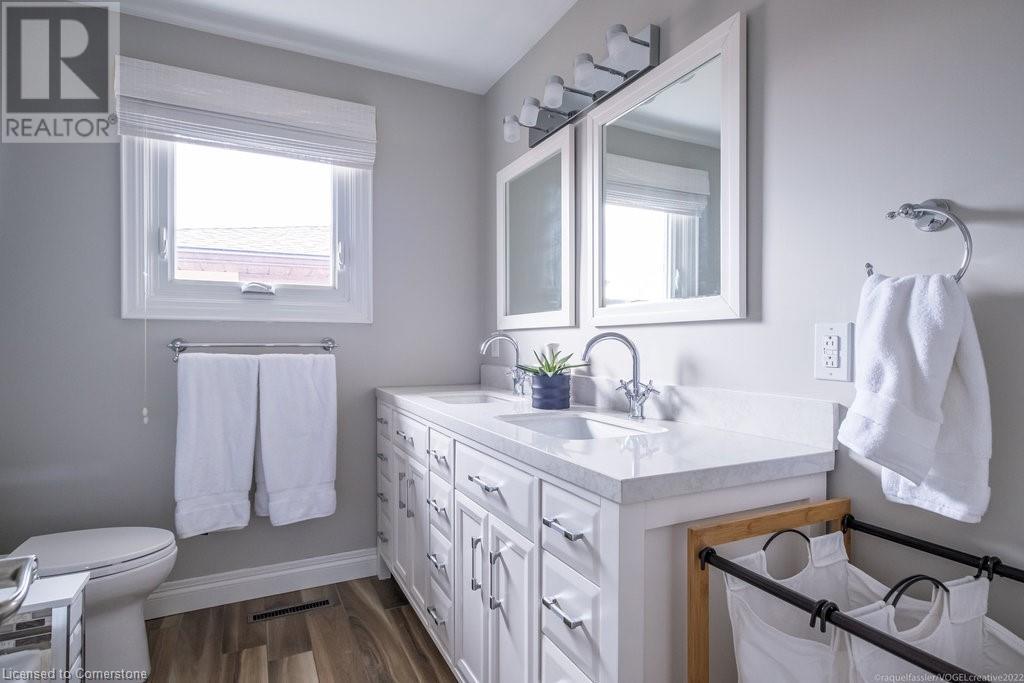 Photo 22 of 94 Adis Avenue, Hamilton ON