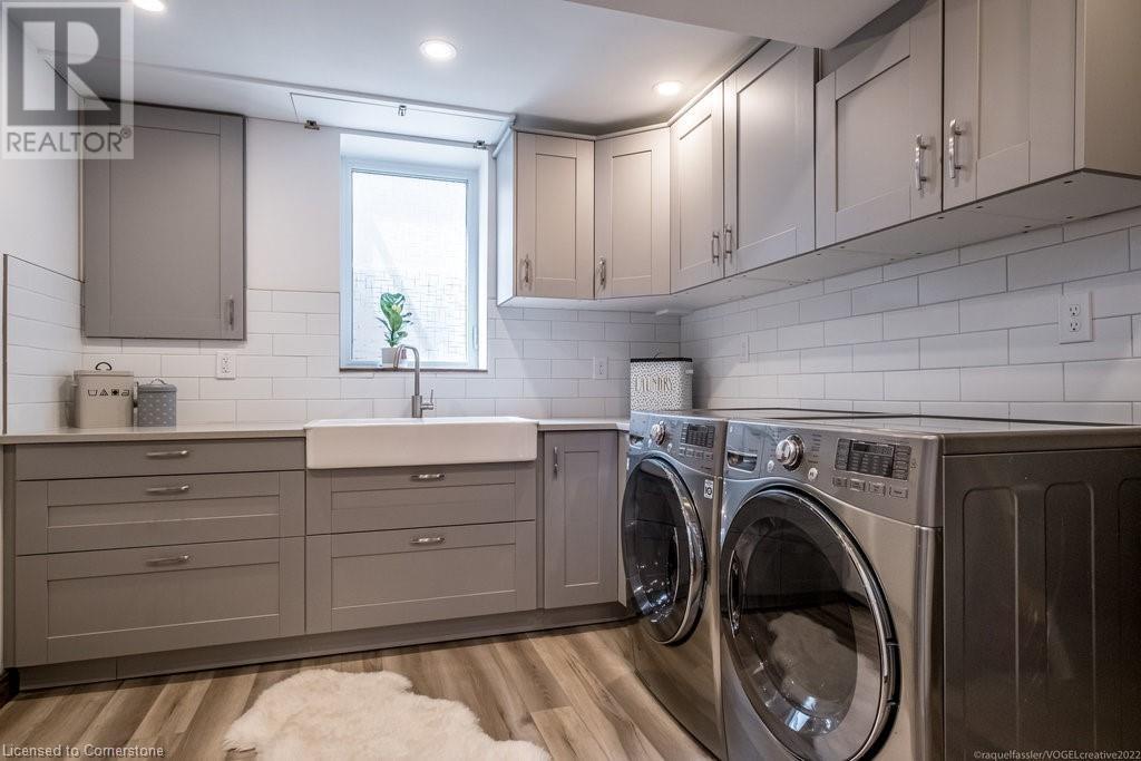 Photo 41 of 94 Adis Avenue, Hamilton ON