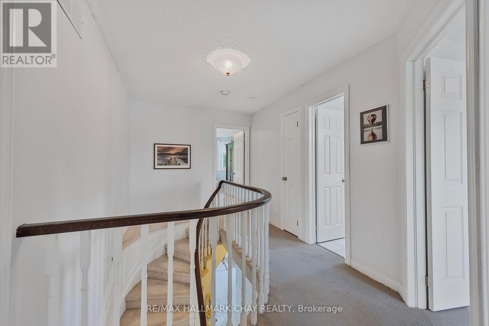 Single Family House for Sale in  MAW COURT Barrie (Northwest) 