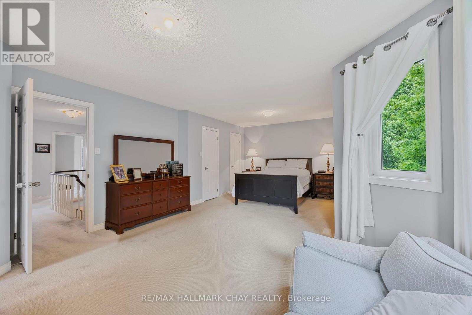 Single Family House for Sale in  MAW COURT Barrie (Northwest) 