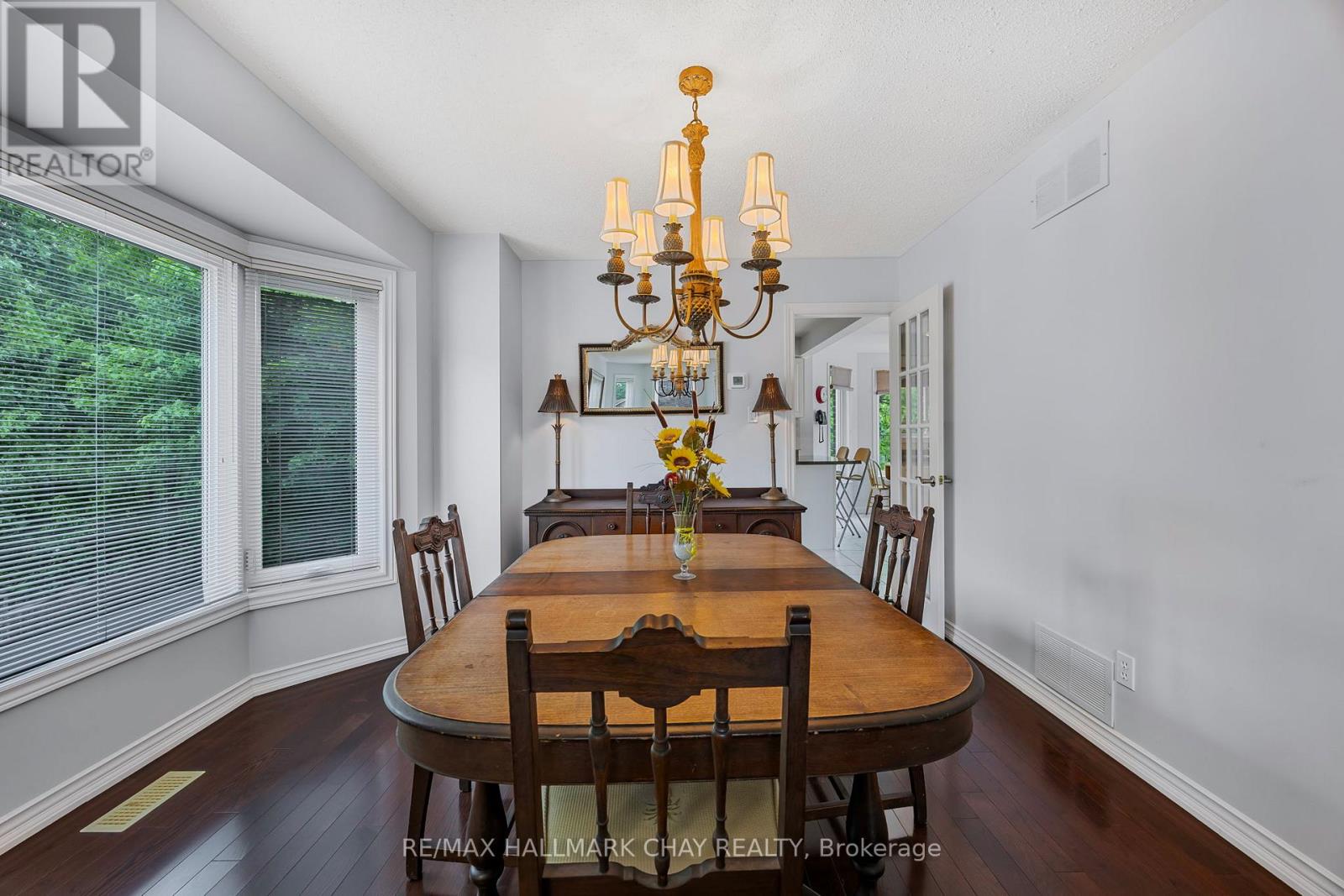 Single Family House for Sale in  MAW COURT Barrie (Northwest) 