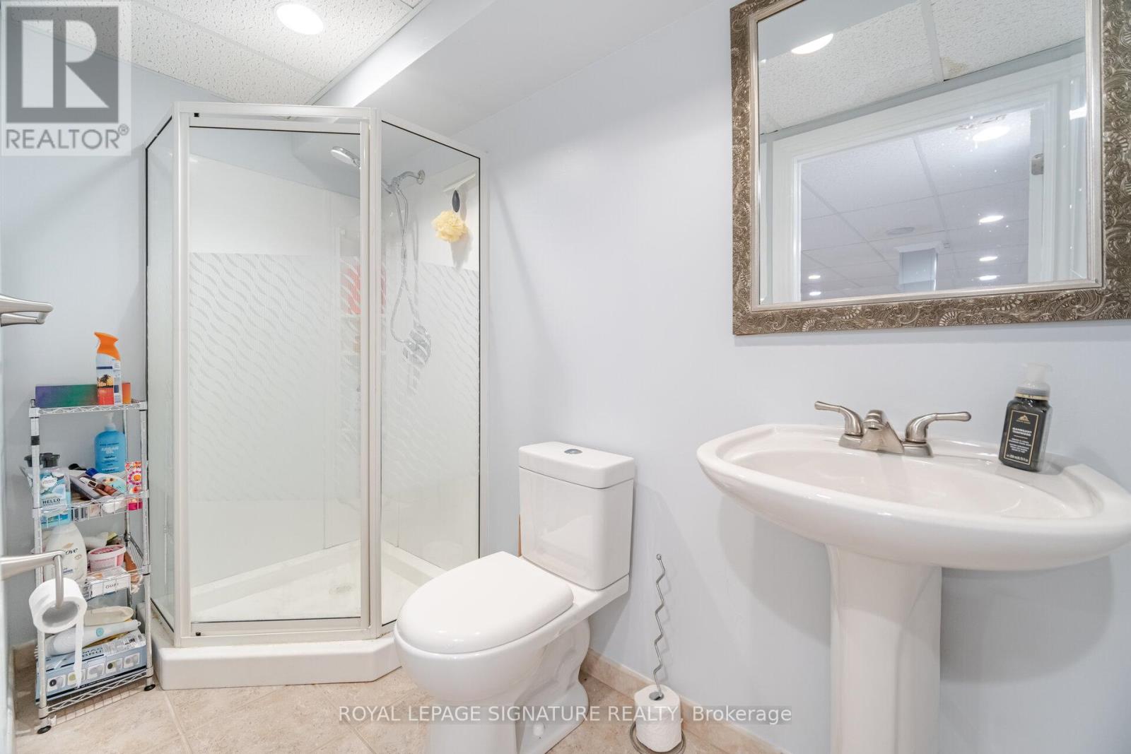 Photo 8 of 15634 Mountainview Road, Caledon ON
