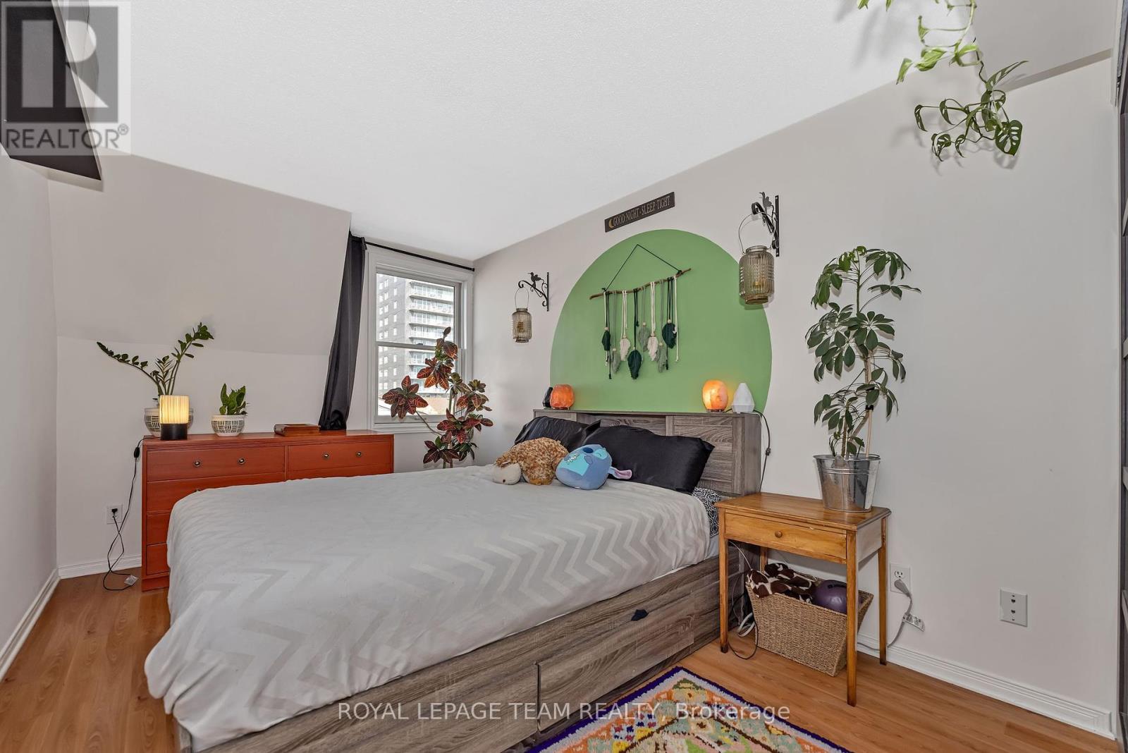 Photo 14 of 307 202 Hinchey Avenue, Ottawa ON