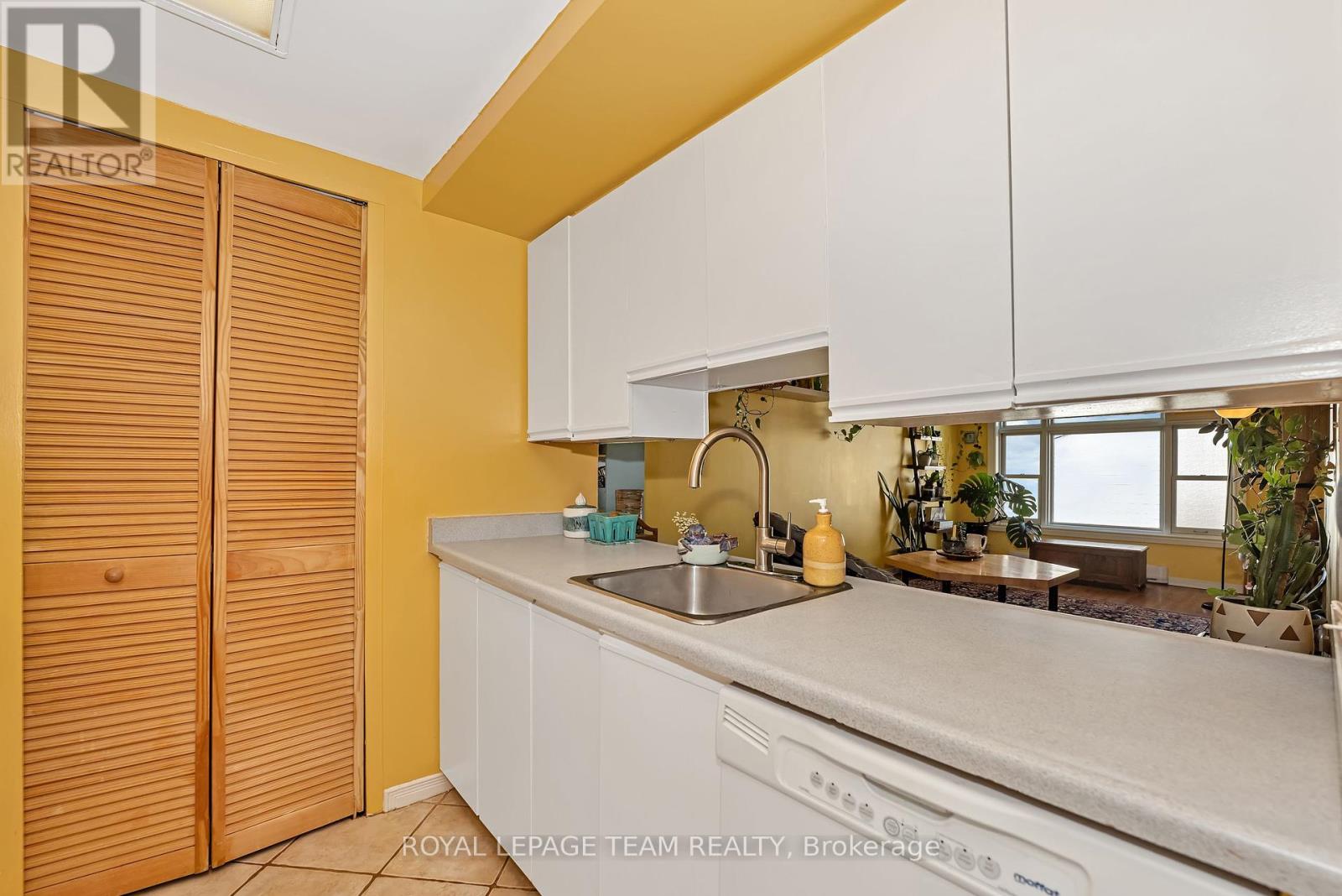 Photo 20 of 307 202 Hinchey Avenue, Ottawa ON
