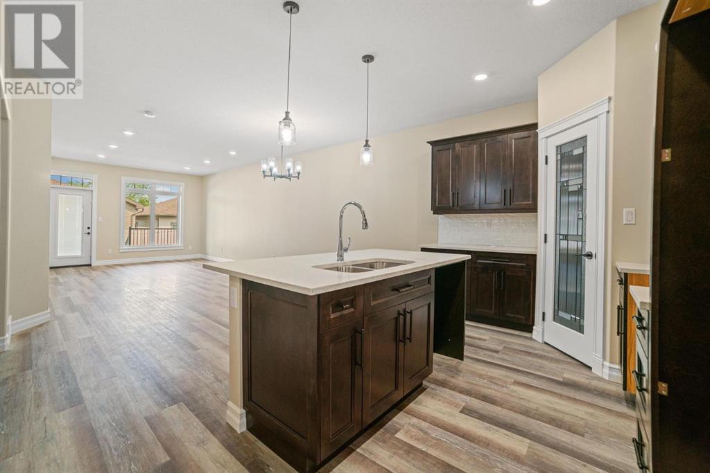 Single Family House Bungalow for Sale in   Avenue Victoria Park Camrose 
