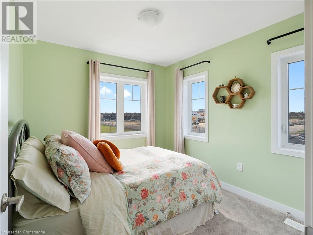 Photo 26 of 170 Whithorn Crescent, Caledonia ON