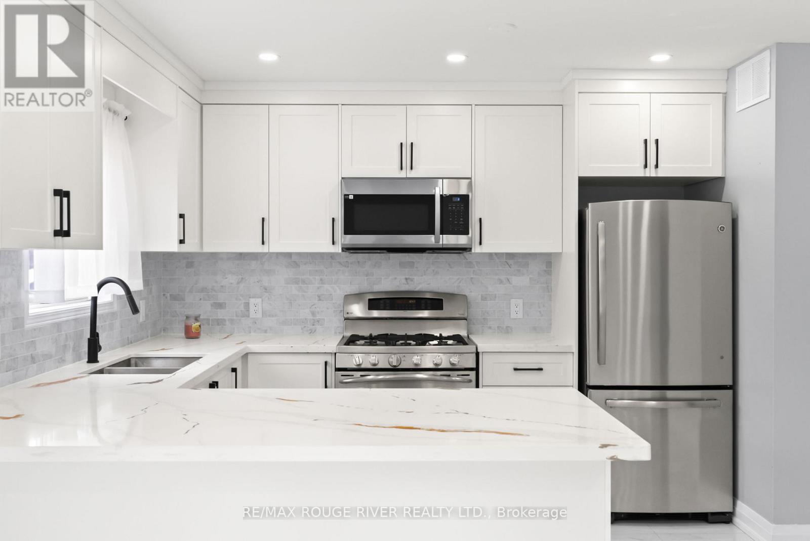 Photo 13 of 495 Lakeland Crescent, Brock ON