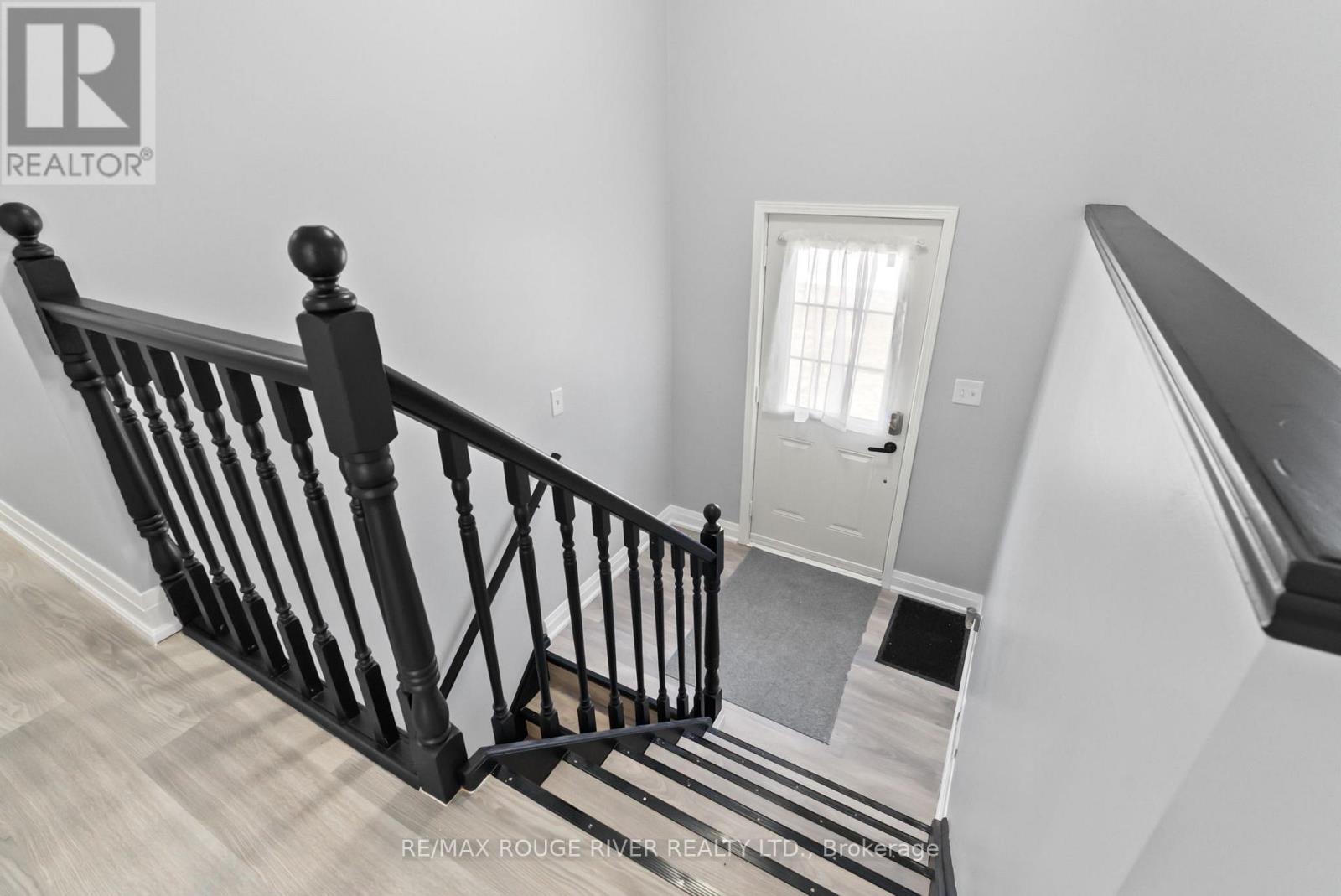 Photo 27 of 495 Lakeland Crescent, Brock ON