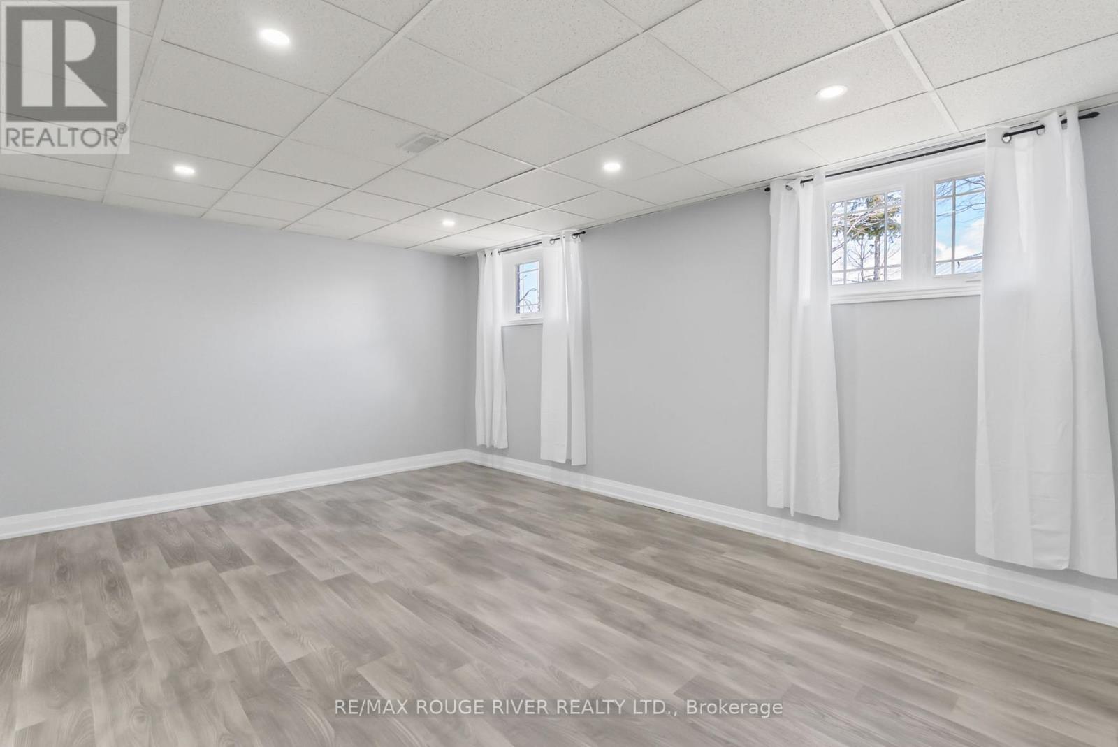Photo 30 of 495 Lakeland Crescent, Brock ON