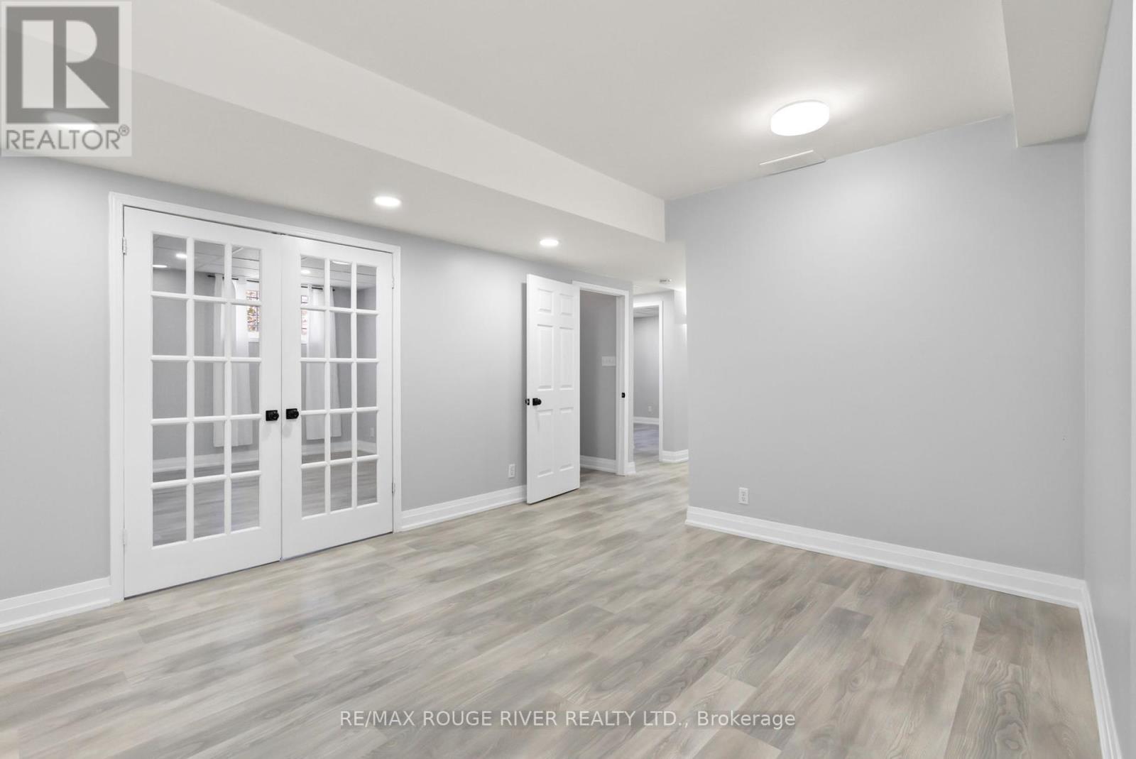 Photo 33 of 495 Lakeland Crescent, Brock ON