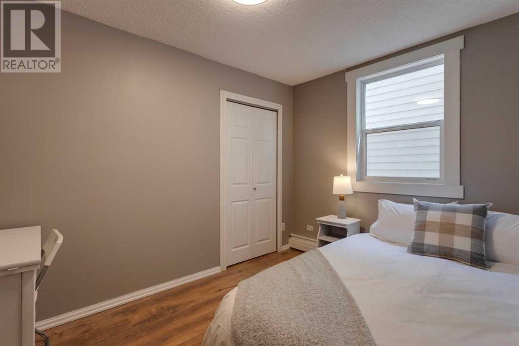 Single Family House for Sale in    Avenue SW Sunalta Calgary 