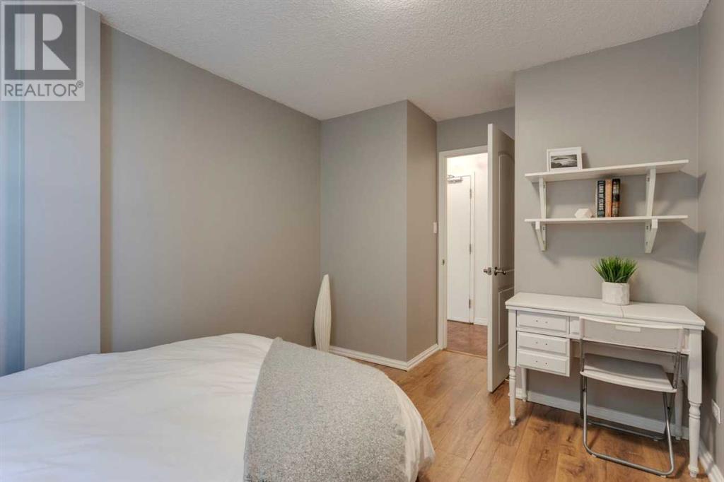 Single Family House for Sale in    Avenue SW Sunalta Calgary 