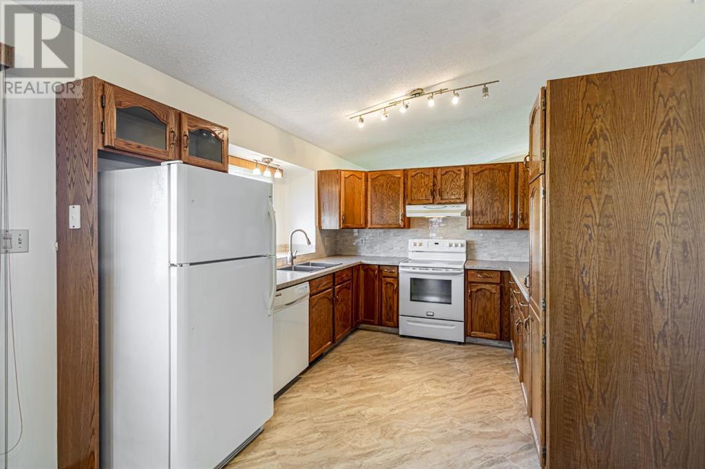 Single Family House Bungalow for Sale in   Avenue NE Marlborough Calgary 