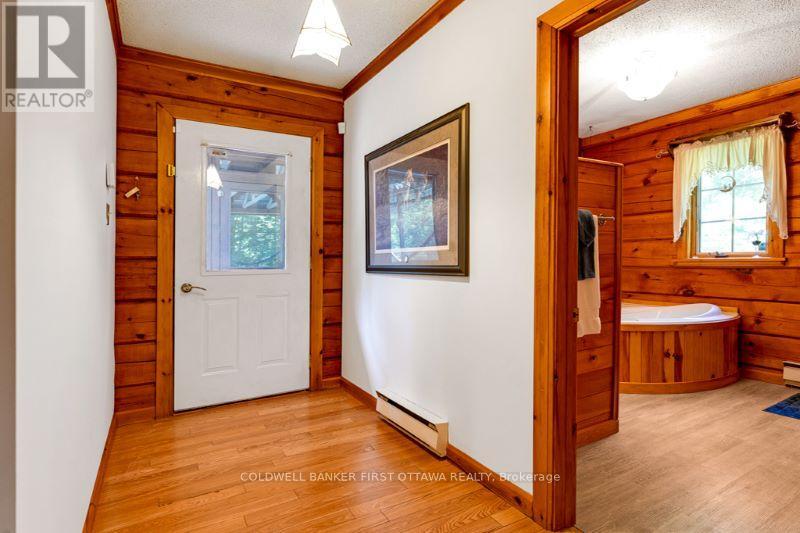 Photo 34 of 1102 Ebbs Bay Road, Drummond North Elmsley ON