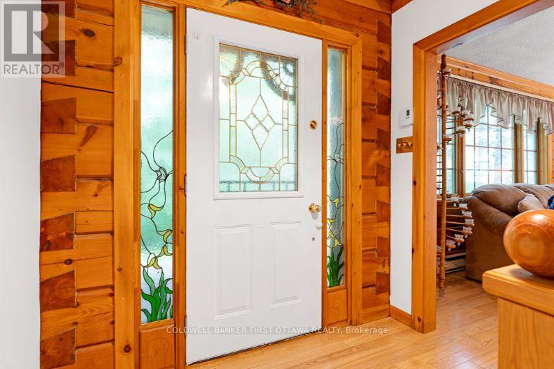 Photo 8 of 1102 Ebbs Bay Road, Drummond North Elmsley ON