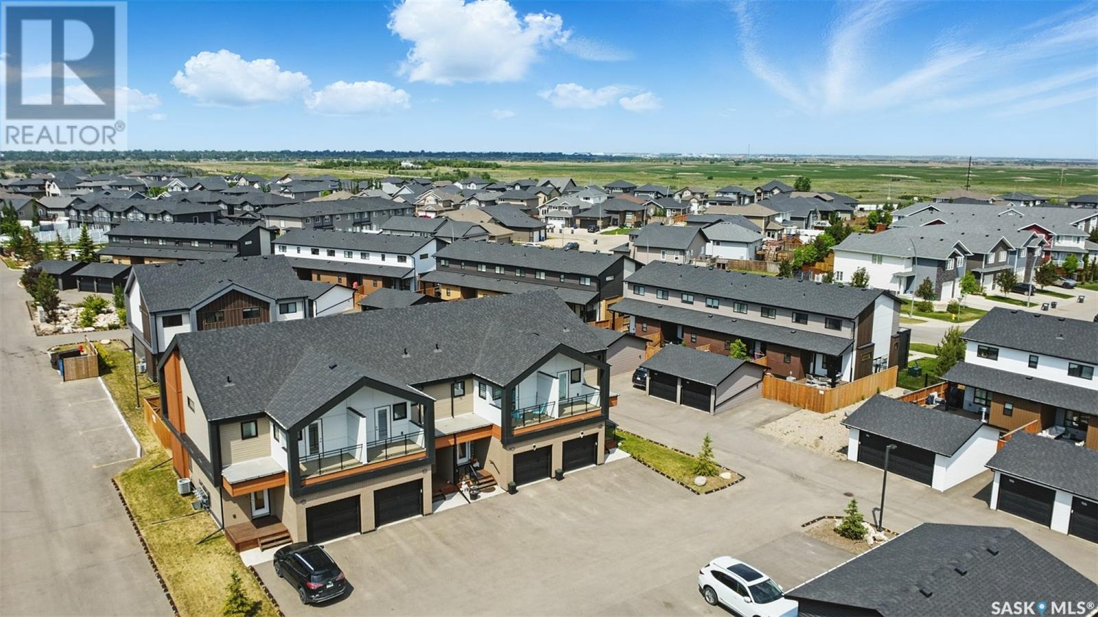 Single Family House 2 Level for Sale in   EVERGREEN BOULEVARD Saskatoon 