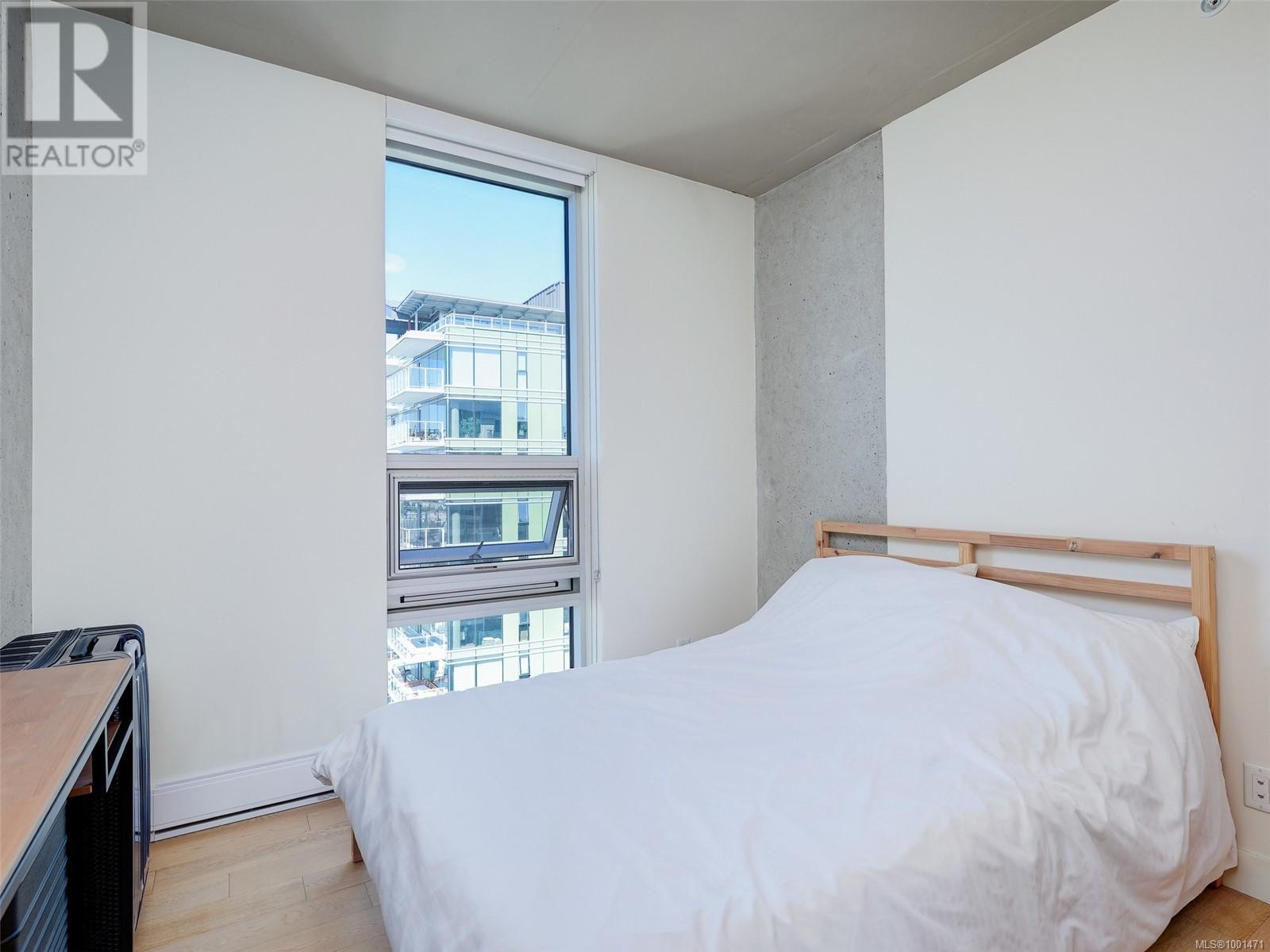 1404 989 Johnson Street, Victoria