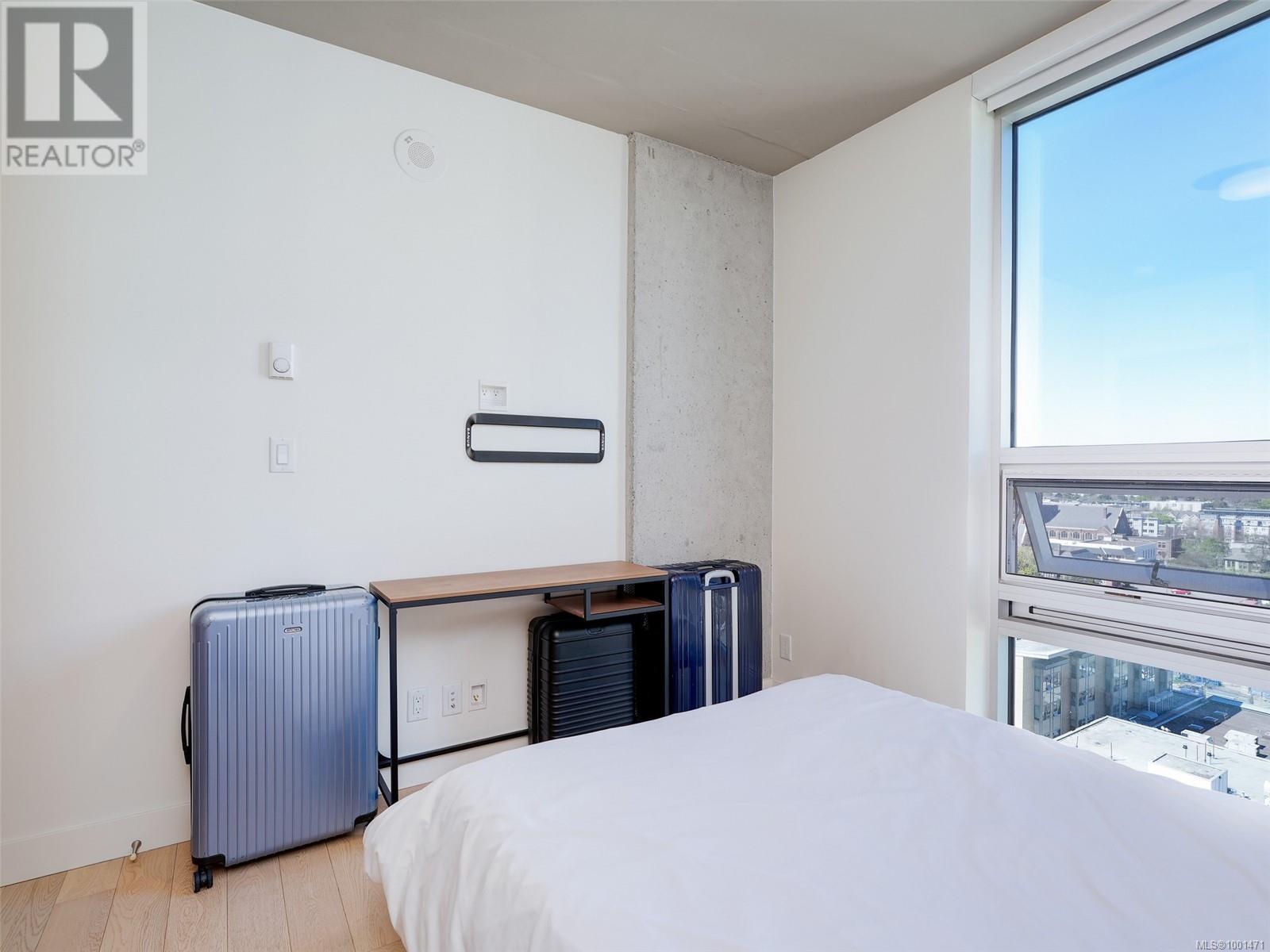 1404 989 Johnson Street, Victoria