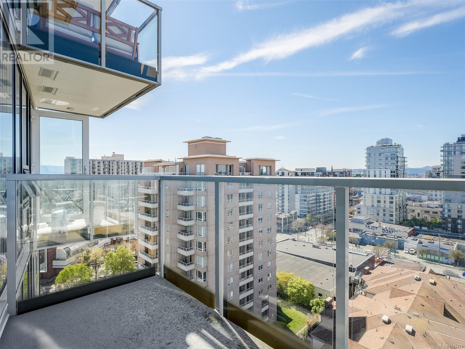 1404 989 Johnson Street, Victoria