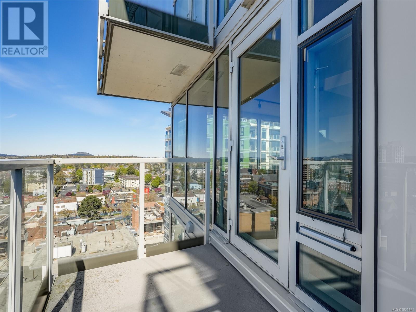 1404 989 Johnson Street, Victoria