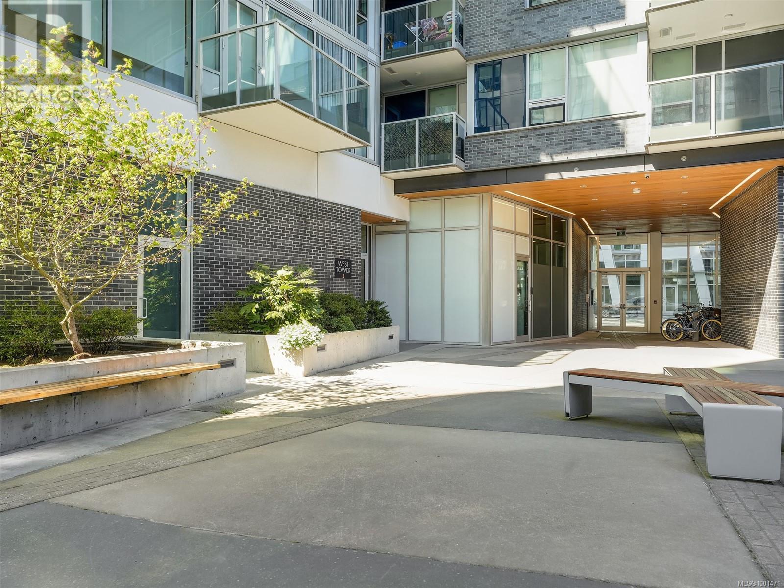 1404 989 Johnson Street, Victoria
