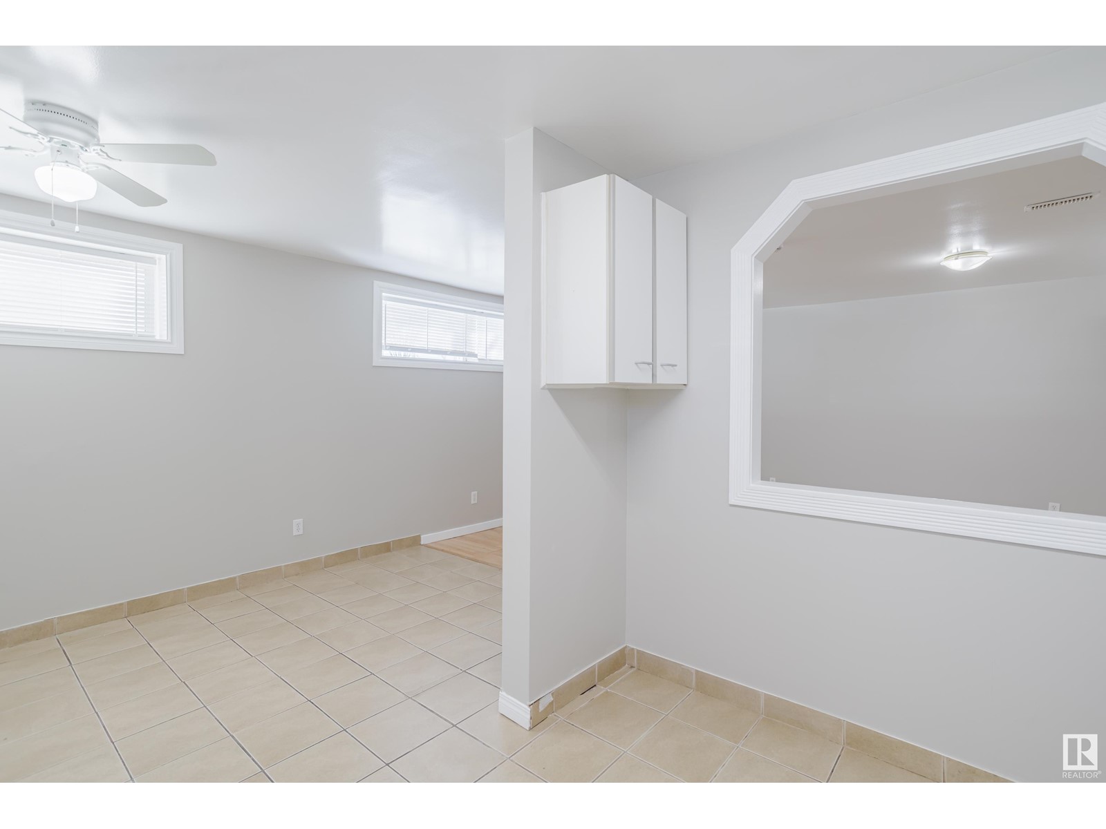 Single Family House Bi-level for Sale in     AV NW Edmonton 