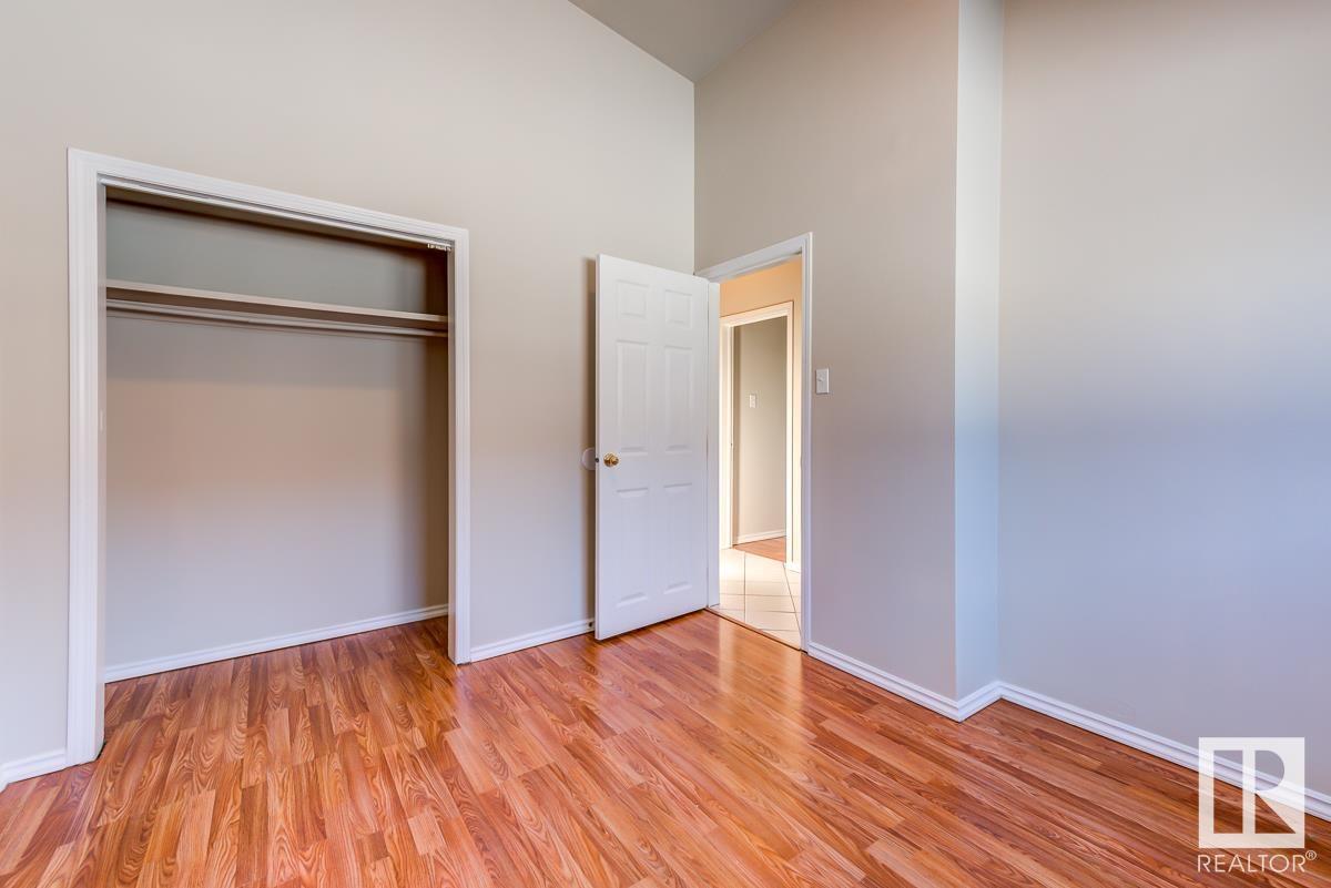 Single Family House Bi-level for Sale in     AV NW Edmonton 