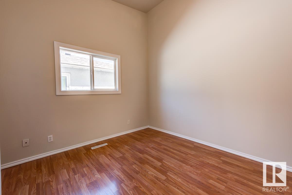 Single Family House Bi-level for Sale in     AV NW Edmonton 