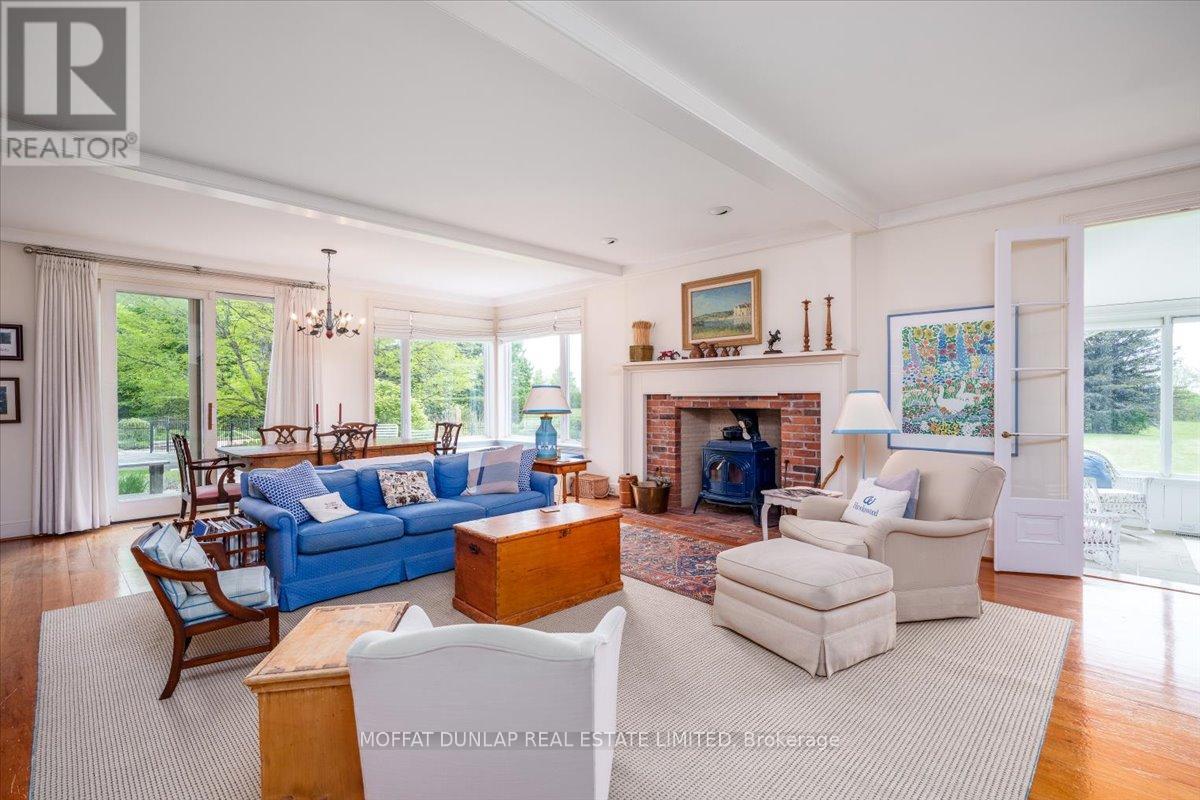 Photo 3 of 16694 Dufferin Street, King ON