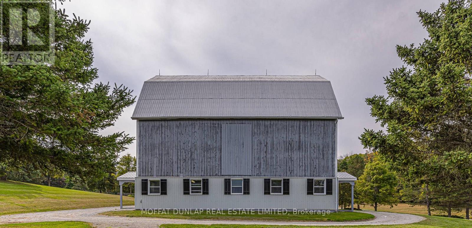 Photo 11 of 16694 Dufferin Street, King ON