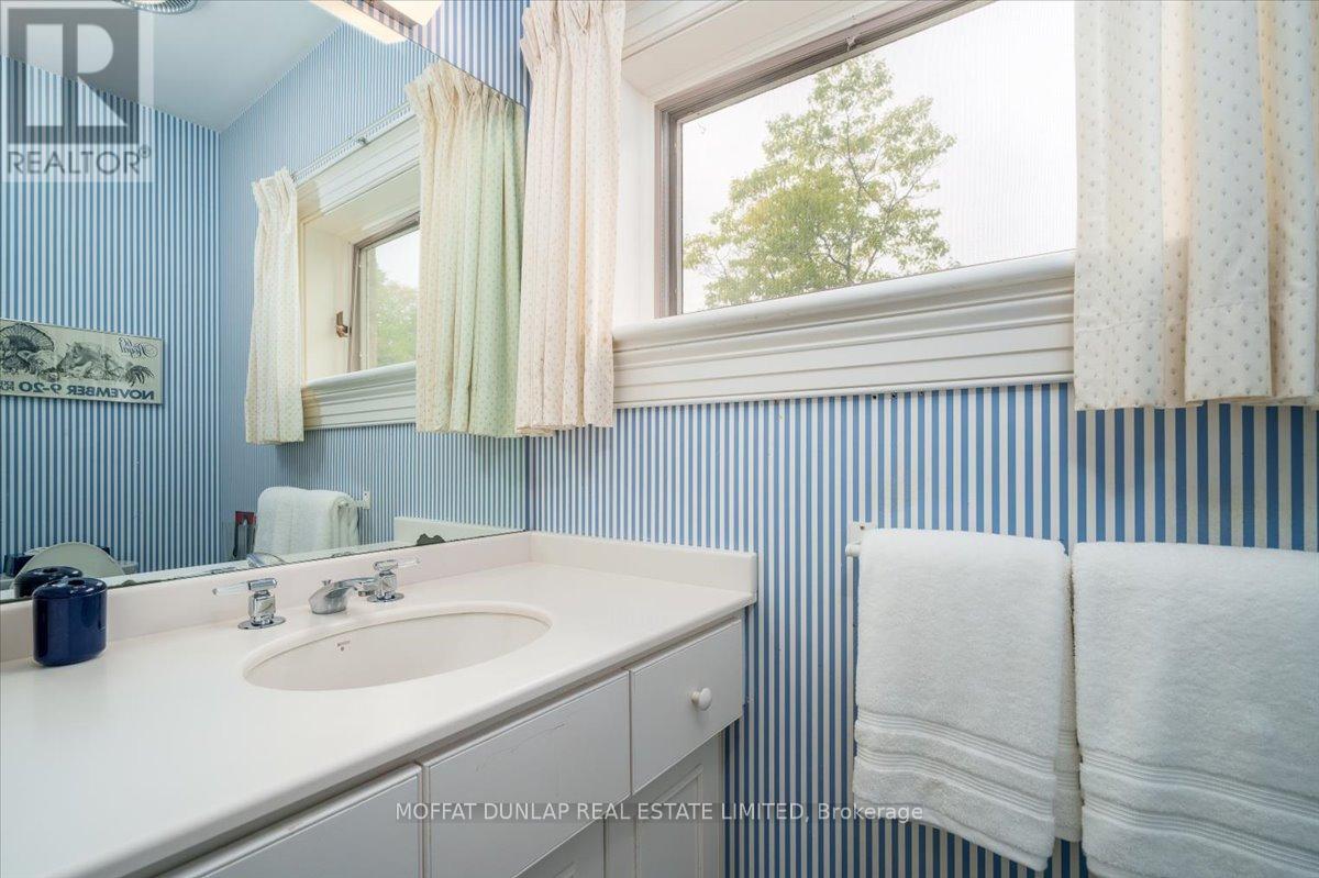 Photo 30 of 16694 Dufferin Street, King ON