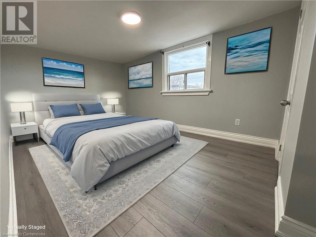 Photo 11 of 46 Delena Avenue S, Hamilton ON