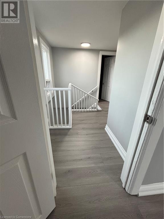 Photo 9 of 46 Delena Avenue S, Hamilton ON