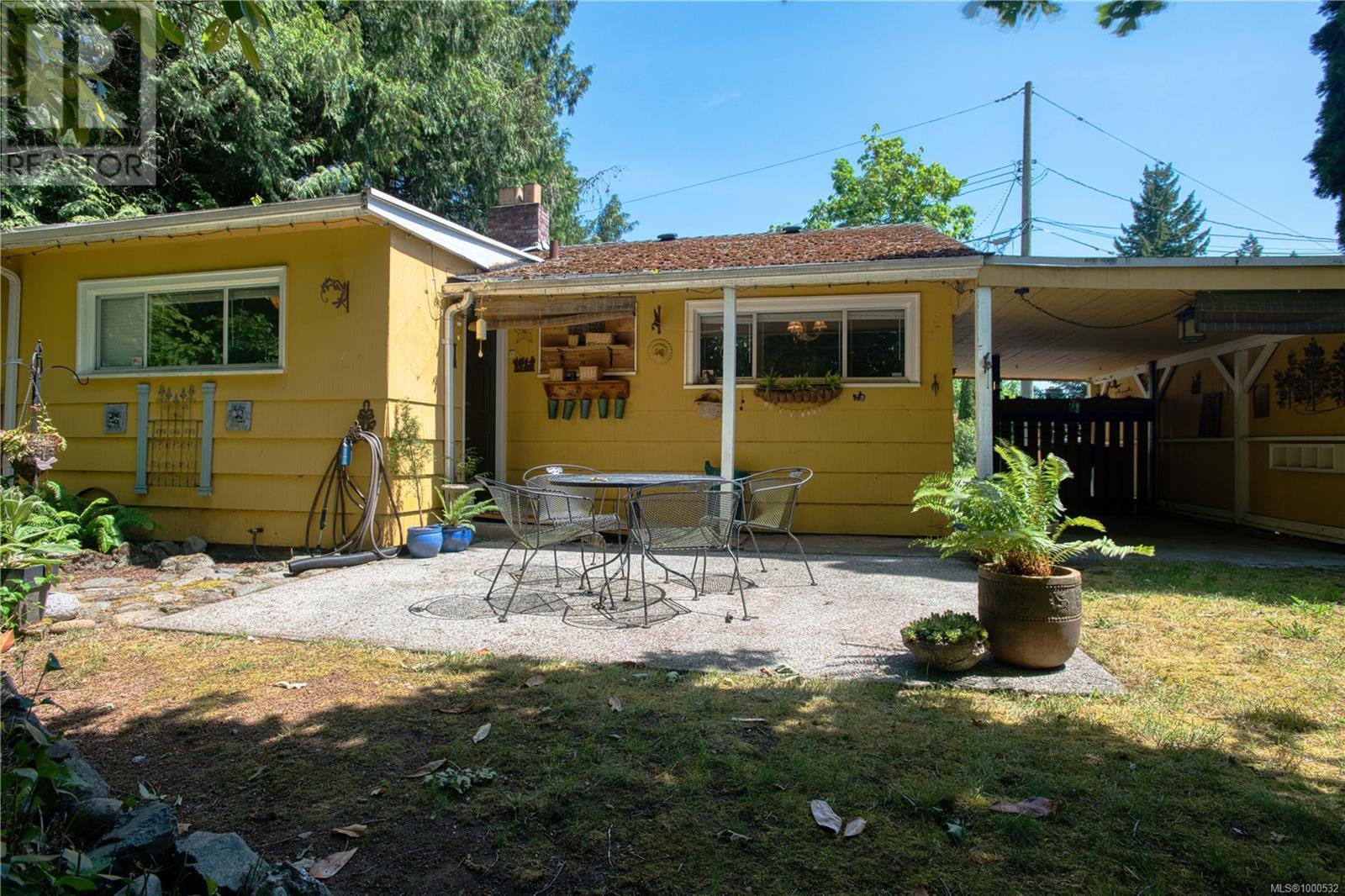 Photo 17 of 1180 Macdonald Cres, Nanaimo BC