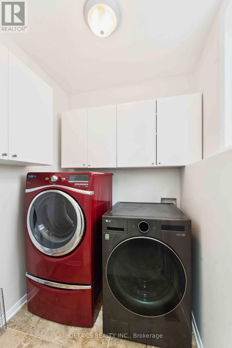 https://ddfcdn.realtor.ca/listing/TS638848064632700000/reb76/highres/4/x12201934_37.jpg