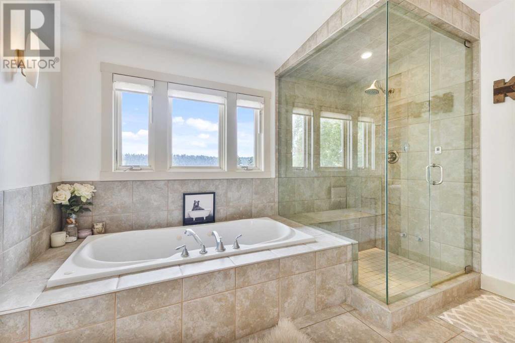 Single Family House for Sale in   Avenue NW Parkdale Calgary 