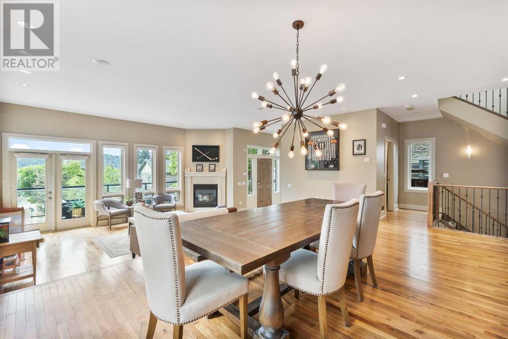 Single Family House for Sale in   Avenue NW Parkdale Calgary 