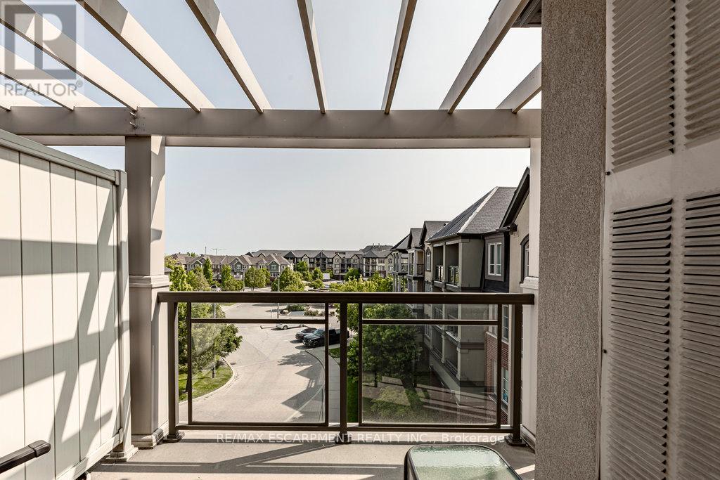 Photo 14 of 401 3070 Rotary Way, Burlington ON