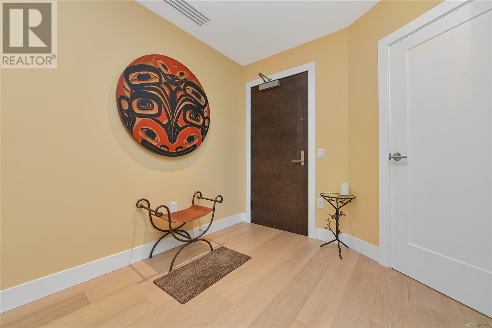 Photo 31 of 403 5388 Hill Rise Terr, Saanich BC