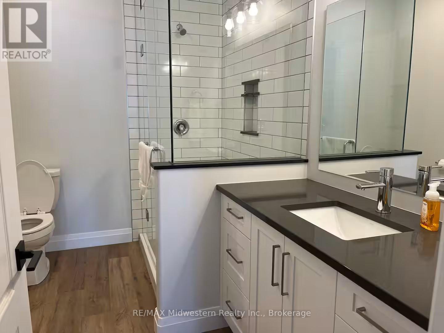 Photo 10 of 23 William Street S, Minto ON