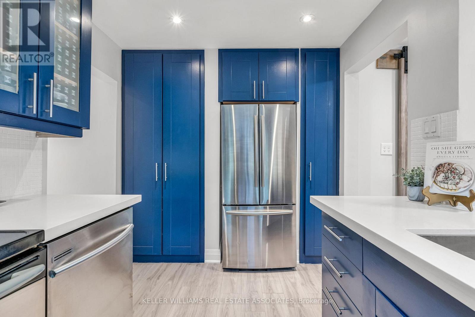 Photo 15 of 1034 Meredith Avenue, Mississauga ON