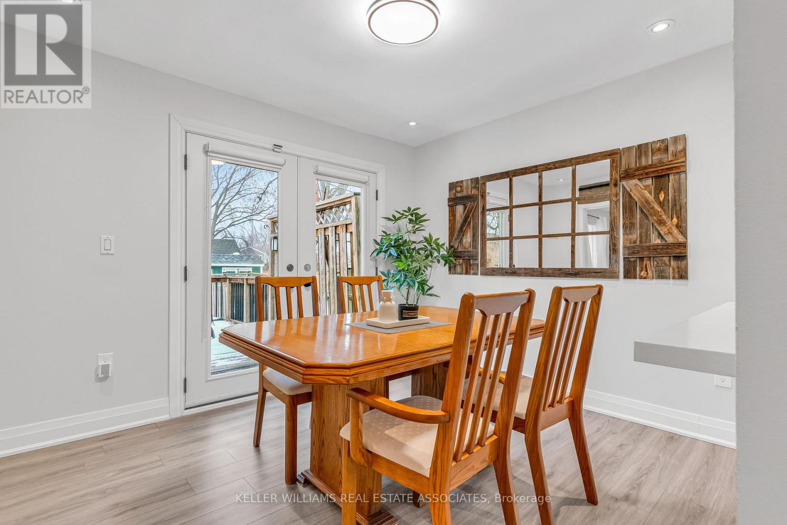 Photo 18 of 1034 Meredith Avenue, Mississauga ON
