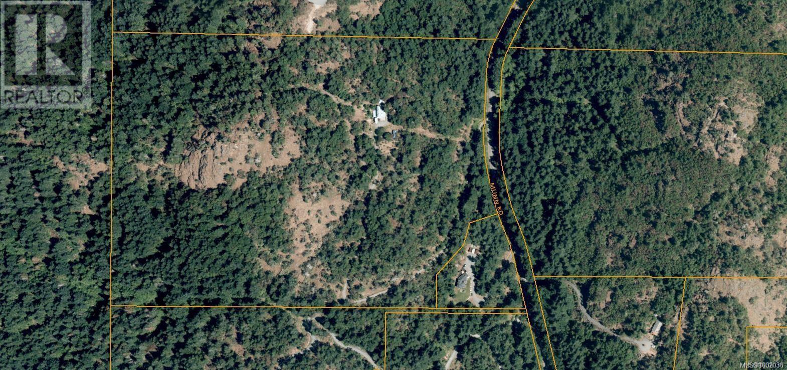  3975 Munn Road, Highlands